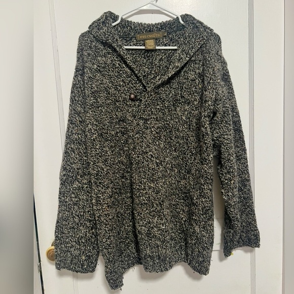 Inis Crafts Grey Pullover 100% Wool
Sweater Size L $128 - Picture 1 of 4